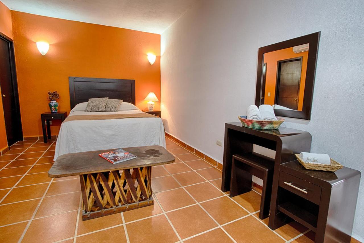 La Iguana Vallarta Lgbt Adults Only - Romantic Zone - Party Clubbing Street Puerto Vallarta Luaran gambar