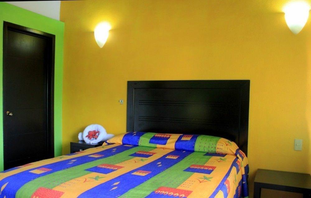 La Iguana Vallarta Lgbt Adults Only - Romantic Zone - Party Clubbing Street Puerto Vallarta Luaran gambar
